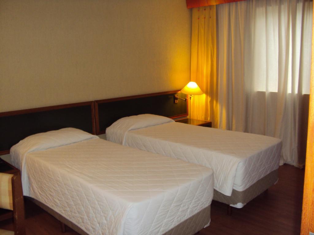 Duomo Park Hotel Куритиба Екстериор снимка