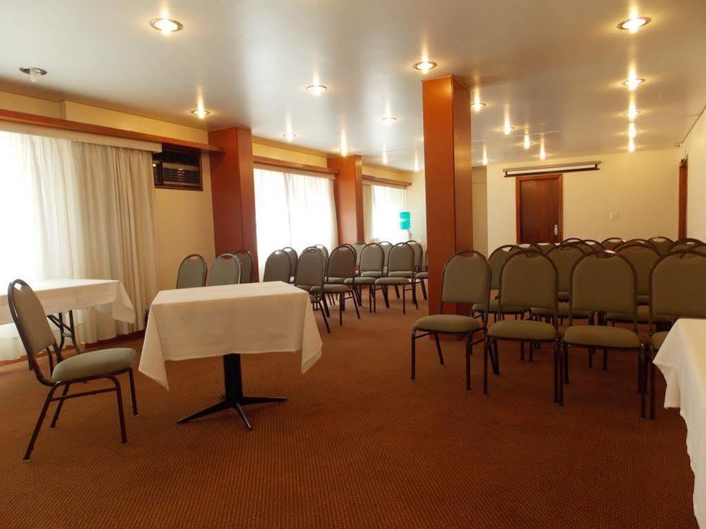 Duomo Park Hotel Куритиба Екстериор снимка