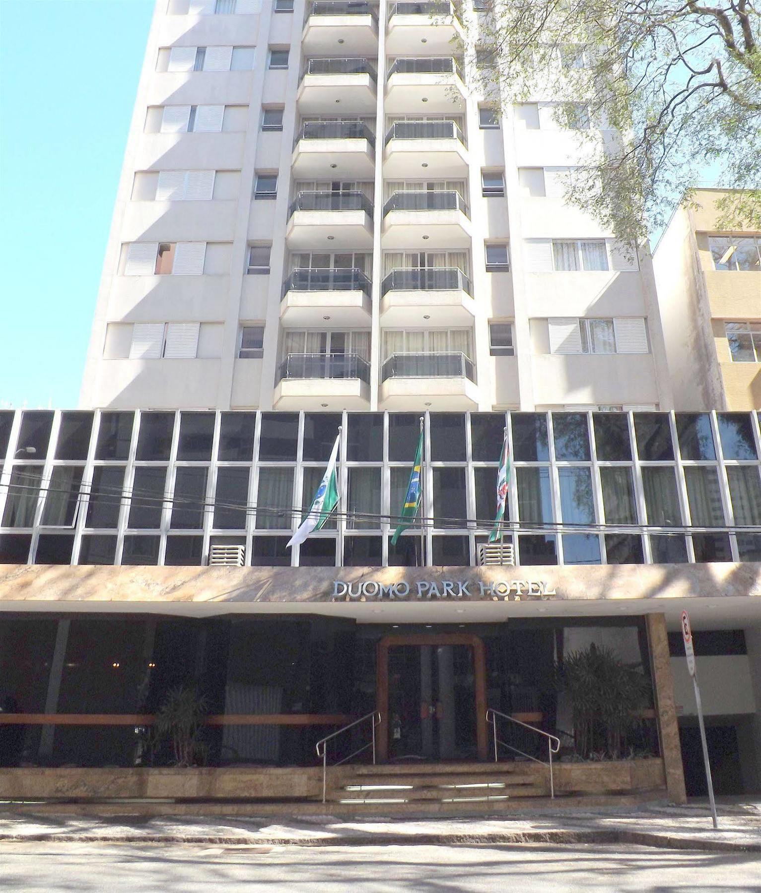 Duomo Park Hotel Куритиба Екстериор снимка